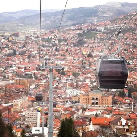 Apartment Central Sarajevo דירה *